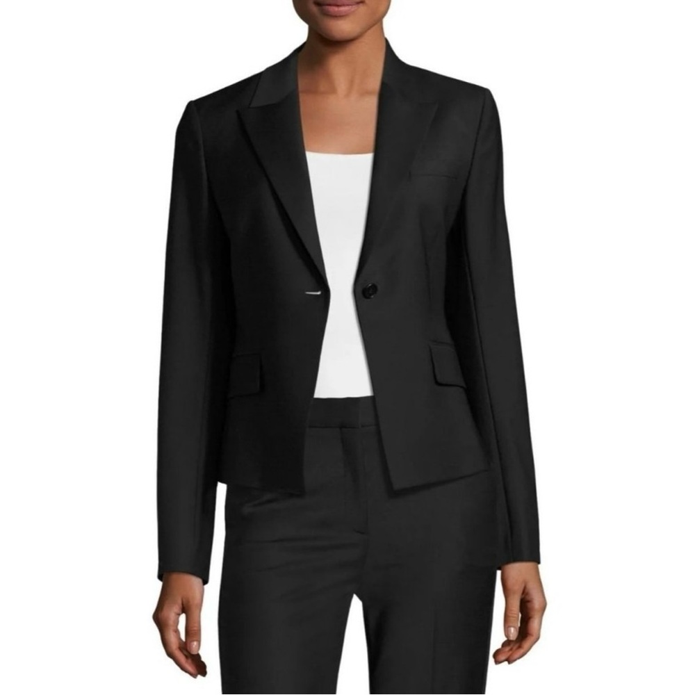 Theory Brince black 1 button 95% wool structured blazer.Size 8